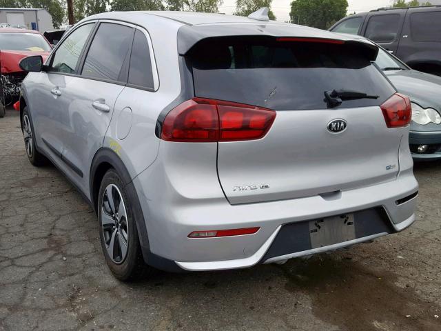 KNDCB3LC7H5051590 - 2017 KIA NIRO FE SILVER photo 3