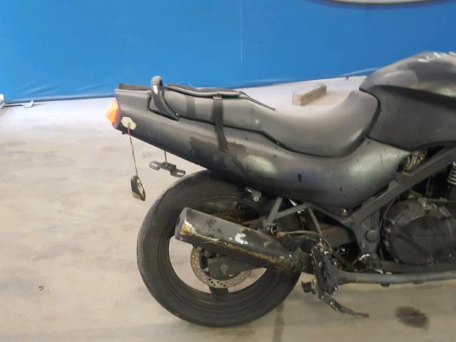 JKAEXVD109A115667 - 2009 KAWASAKI EX500 D BLACK photo 6