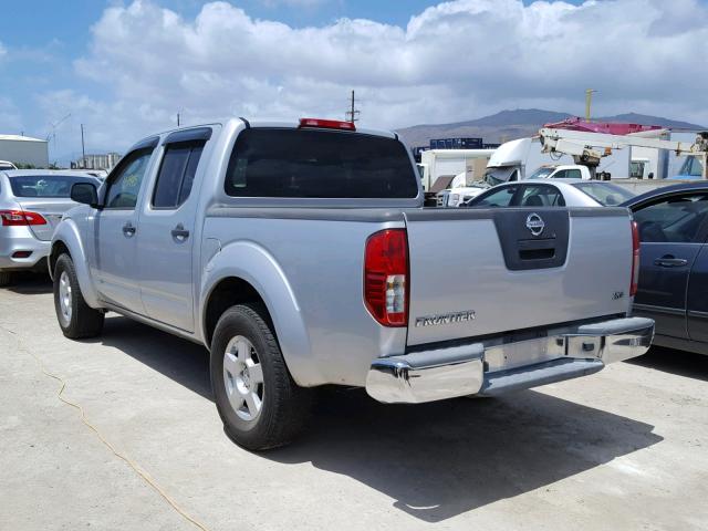 1N6AD07U08C409303 - 2008 NISSAN FRONTIER C SILVER photo 3