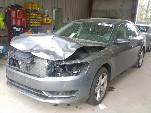 1VWAS7A32EC060302 - 2014 VOLKSWAGEN PASSAT S GRAY photo 2