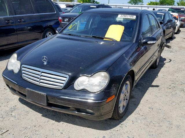 WDBRF61J94A556404 - 2004 MERCEDES-BENZ C 240 BLACK photo 2