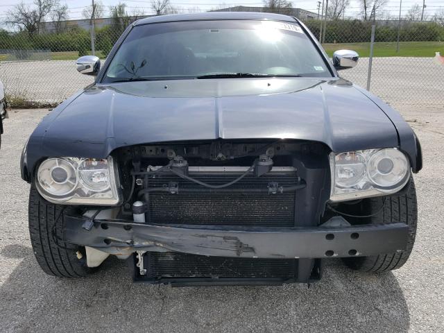 2C3JA63H75H594244 - 2005 CHRYSLER 300C BLACK photo 9