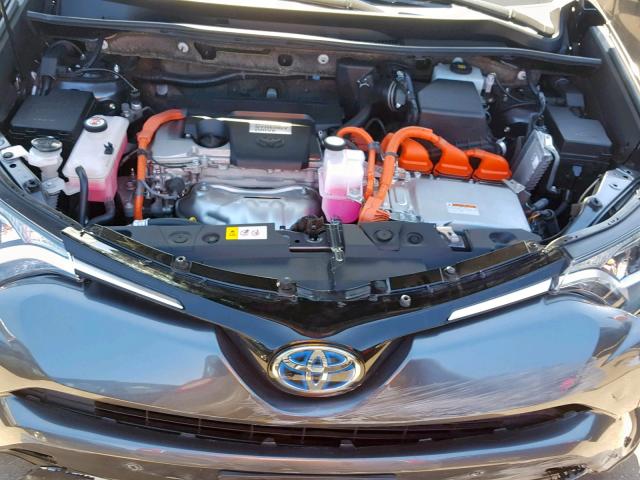 JTMRJREV5JD160737 - 2018 TOYOTA RAV4 HV LE GRAY photo 7