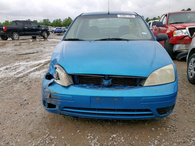 1FAHP34N07W157322 - 2007 FORD FOCUS ZX4 BLUE photo 9