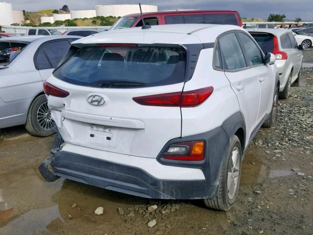 KM8K12AA2JU090475 - 2018 HYUNDAI KONA SE WHITE photo 4