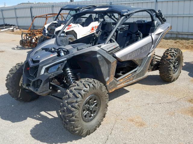 3JBVXAW49KK001034 - 2019 CAN-AM MAVERICK X BLACK photo 2