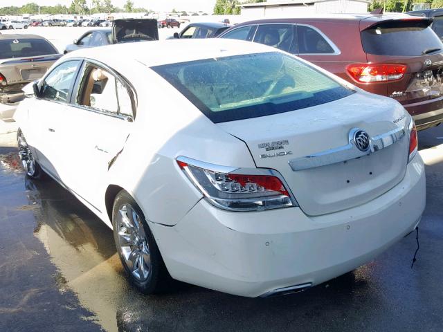 1G4GC5E39DF332698 - 2013 BUICK LACROSSE WHITE photo 3