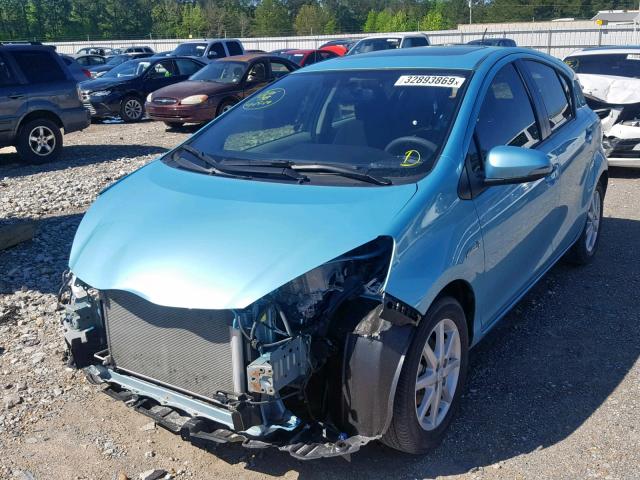 JTDKDTB32E1067075 - 2014 TOYOTA PRIUS C BLUE photo 2