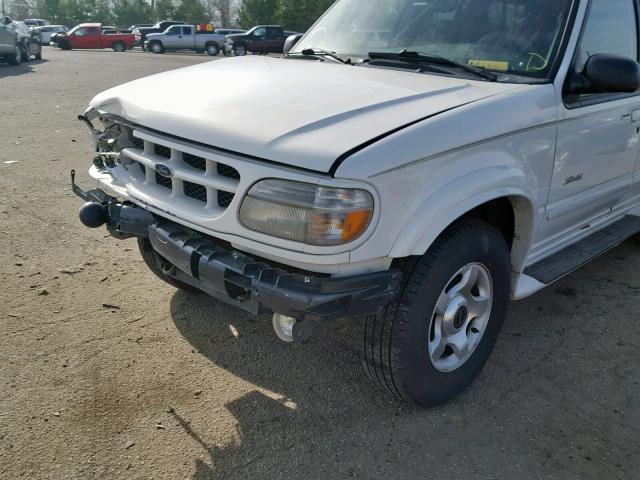 1FMZU75E51ZA66741 - 2001 FORD EXPLORER L WHITE photo 10