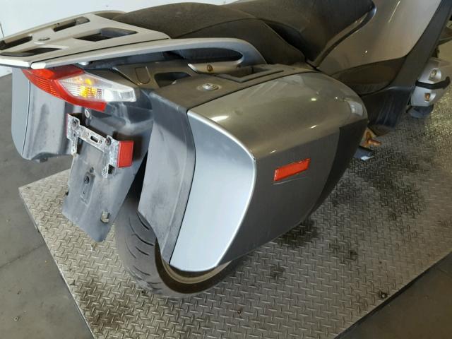 WB10388095ZM16283 - 2005 BMW R1200 ST SILVER photo 10