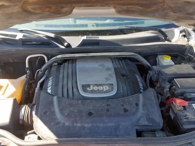 1J8HG582X8C196890 - 2008 JEEP COMMANDER 银色 照片 7