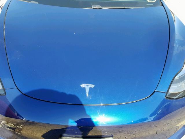 5YJ3E1EA5JF014596 - 2018 TESLA MODEL 3 BLUE photo 7