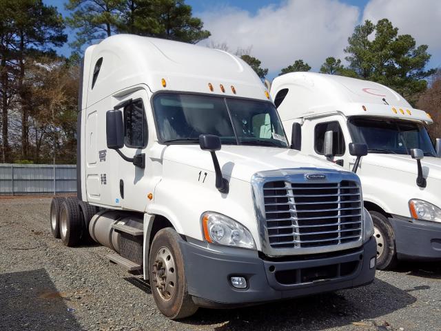 3AKJGLD61FSGB1772 - 2015 FREIGHTLINER CASCADIA 125  photo 1