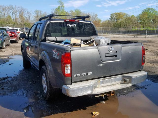 1N6AD07W85C402600 - 2005 NISSAN FRONTIER C GRAY photo 3