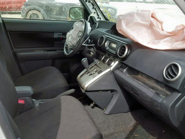 JTLZE4FE2A1107618 - 2010 TOYOTA SCION XB 白色 照片 5