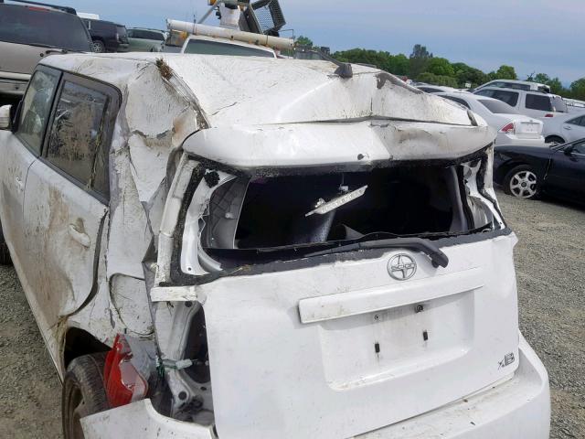 JTLZE4FE2A1107618 - 2010 TOYOTA SCION XB 白色 照片 9