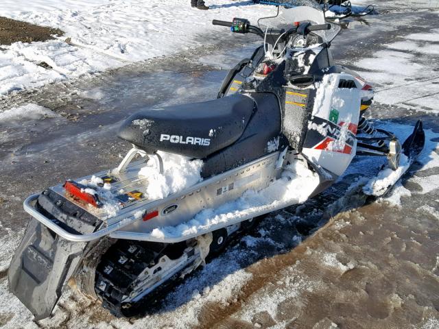 SN1CB6GSXFC516341 - 2015 POLARIS SNOWMOBILE WHITE photo 4