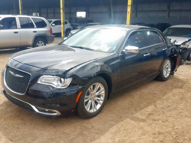 2C3CCAEG7HH565244 - 2017 CHRYSLER 300C BLACK photo 2