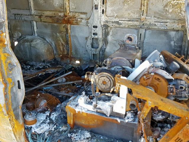 3C6TRVDG6HE551888 - 2017 RAM PROMASTER 烧焦的 照片 6