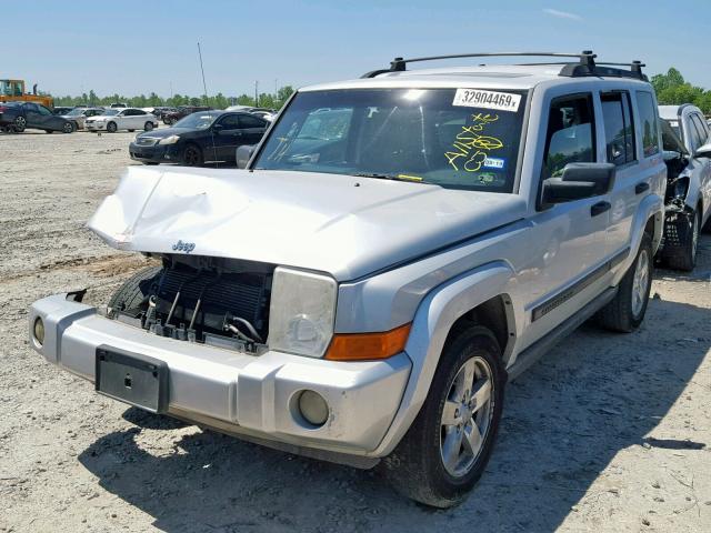 1J8HH48K66C253932 - 2006 JEEP COMMANDER GRAY photo 2