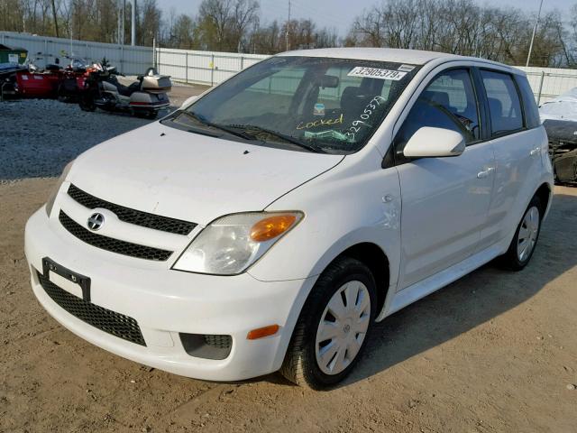 JTKKT624660143863 - 2006 SCION XA WHITE photo 2