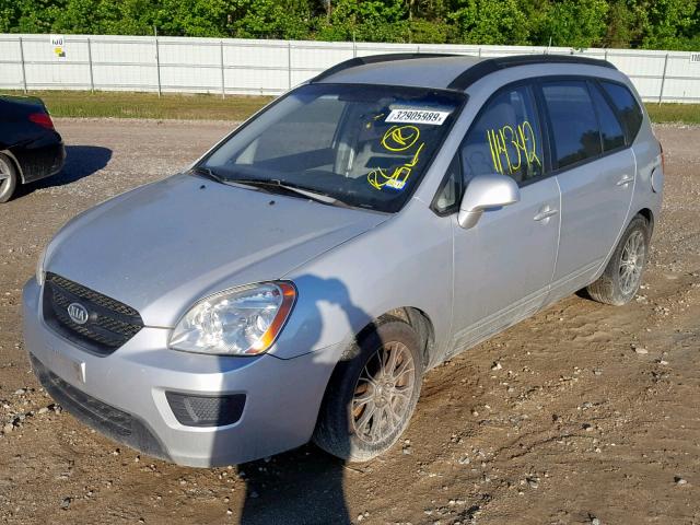 KNAFG526987167669 - 2008 KIA RONDO LX SILVER photo 2