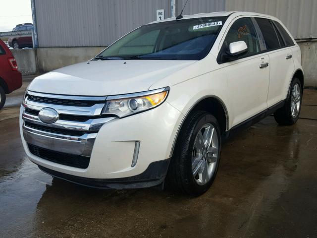 2FMDK3JC0DBA56610 - 2013 FORD EDGE SEL WHITE photo 2