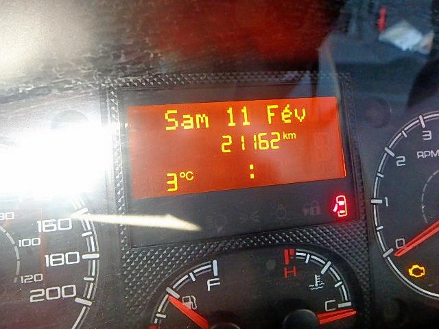 3C6URVHGXJE122547 - 2018 RAM PROMASTER 白色 照片 8