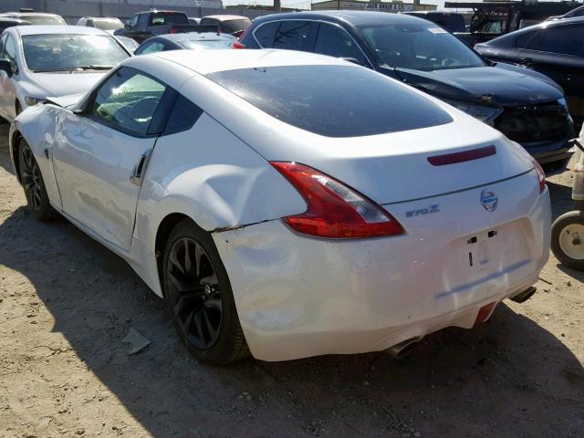 JN1AZ4EH0HM955047 - 2017 NISSAN 370Z BASE WHITE photo 3