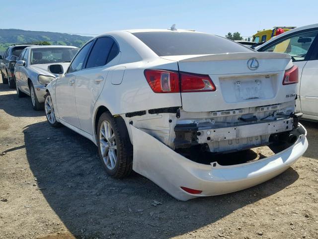 JTHBF5C29B5131868 - 2011 LEXUS IS 250 WHITE photo 3