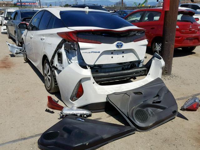JTDKARFP8J3078346 - 2018 TOYOTA PRIUS PRIM 白色 照片 3