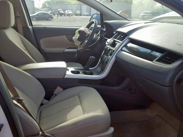 2FMDK3GC3BBB21874 - 2011 FORD EDGE SE WHITE photo 5