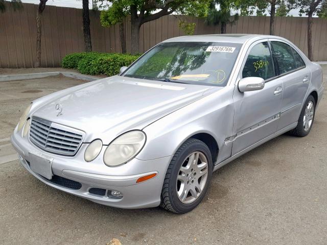 WDBUF65JX3A173929 - 2003 MERCEDES-BENZ E 320 SILVER photo 2