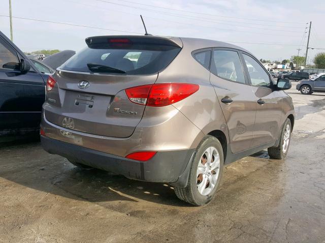 KM8JT3AB9BU243245 - 2011 HYUNDAI TUCSON GL GRAY photo 4