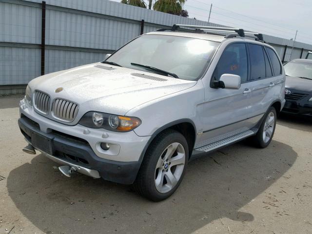 5UXFB535X5LV13639 - 2005 BMW X5 4.4I SILVER photo 2