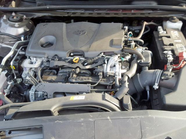 4T1B11HK8JU623826 - 2018 TOYOTA CAMRY L GRAY photo 7