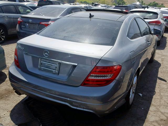 WDDGJ4HB9CF772996 - 2012 MERCEDES-BENZ C 250 SILVER photo 4