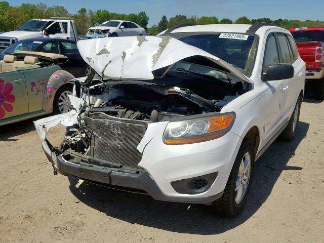 5XYZG3AB4BG040566 - 2011 HYUNDAI SANTA FE G WHITE photo 2