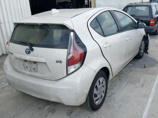 JTDKDTB39F1586593 - 2015 TOYOTA PRIUS C WHITE photo 4