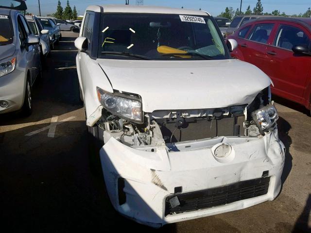 JTLZE4FE2EJ064789 - 2014 TOYOTA SCION XB 白色 照片 1