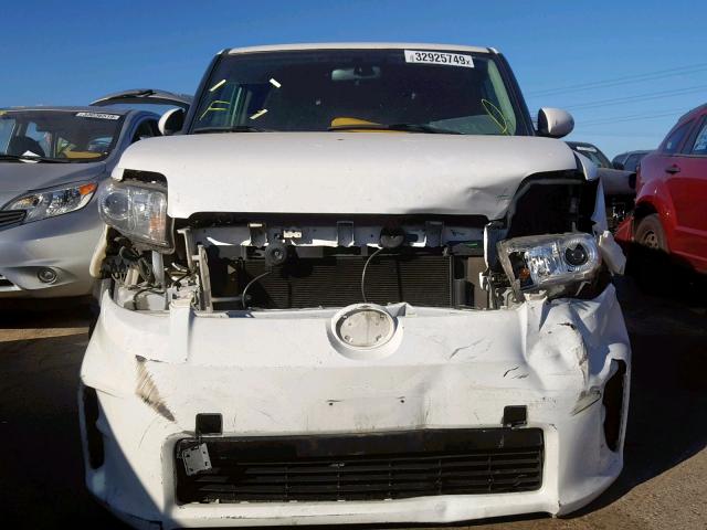 JTLZE4FE2EJ064789 - 2014 TOYOTA SCION XB 白色 照片 9
