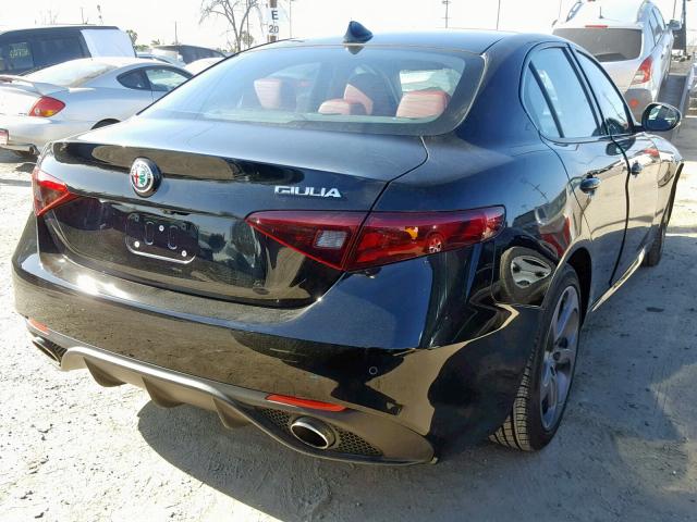 ZARFAEBN8J7589441 - 2018 ALFA ROMEO GIULIA BLACK photo 4