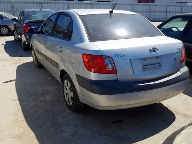 KNADE123776192585 - 2007 KIA RIO BASE SILVER photo 3