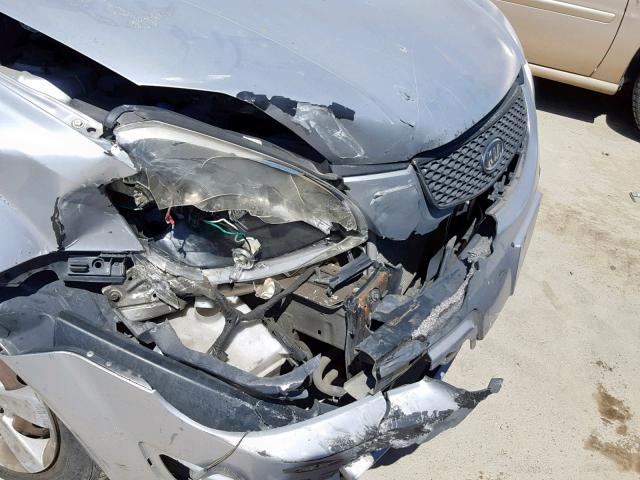 KNADE123776192585 - 2007 KIA RIO BASE SILVER photo 9