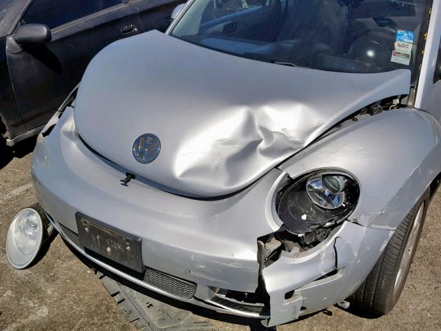 3VWRG31C17M515591 - 2007 VOLKSWAGEN NEW BEETLE Silber Foto 9