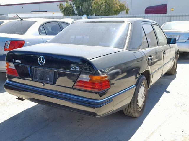 WDBEA26DXMB298560 - 1991 MERCEDES-BENZ 300 E 2.6 BLACK photo 4