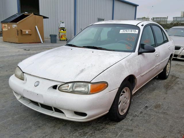 1MELM13P6VW647716 - 1997 MERCURY TRACER LS WHITE photo 2