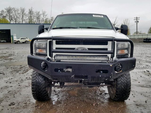 1FTWW31P86EB78269 - 2006 FORD F350 SRW S WHITE photo 9