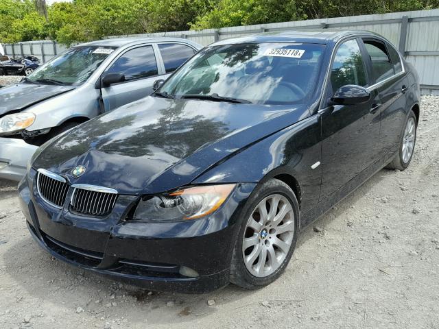 WBAVB33516KR75514 - 2006 BMW 330 I BLACK photo 2