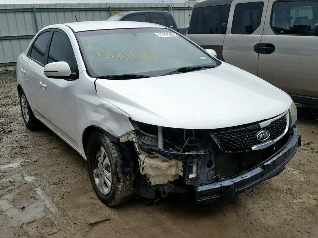 KNAFU4A25B5448632 - 2011 KIA FORTE EX WHITE photo 1